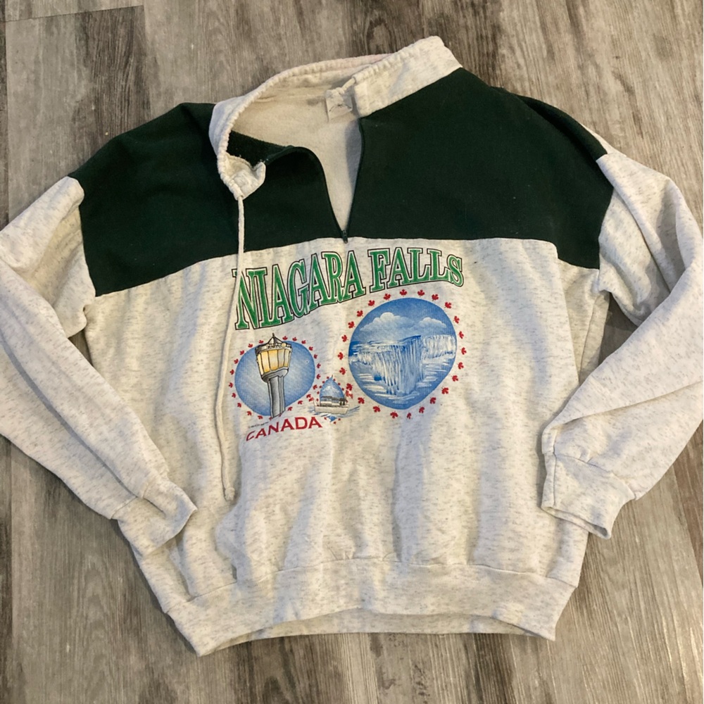 Vintage Niagara Falls Graphic Men's Sweater - size XL. Could fit L